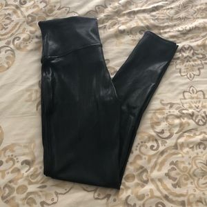 Spanx Faux Leather Leggings - Size Large Petite